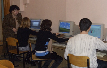 В учебных лабораториях кафедры